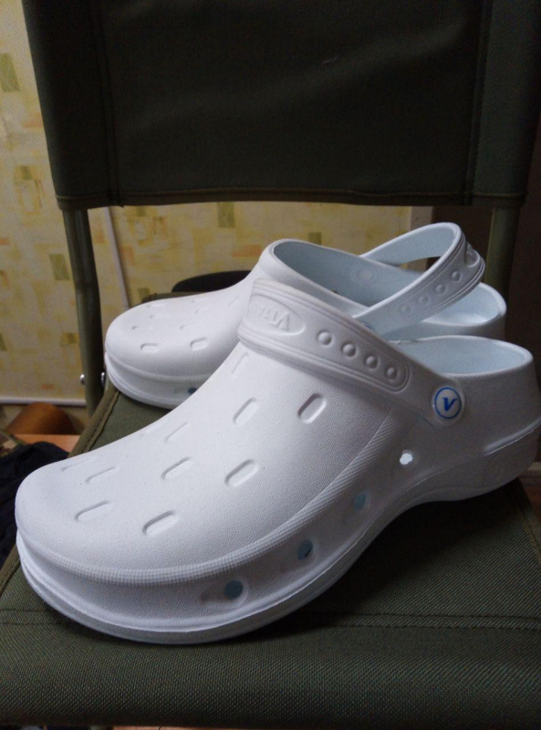 Сабо цільнолиті БІЛІ жіночі , р.36-41 - фото №2