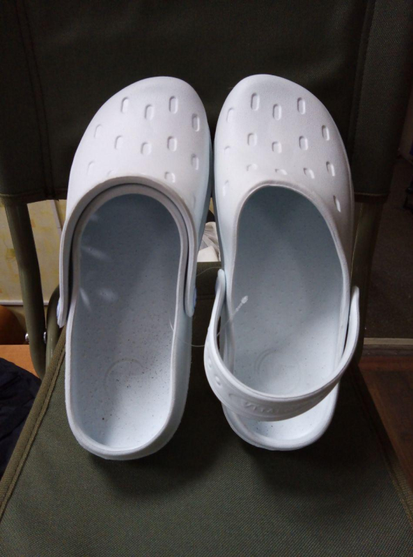 Сабо цільнолиті БІЛІ жіночі , р.36-41 - фото №3