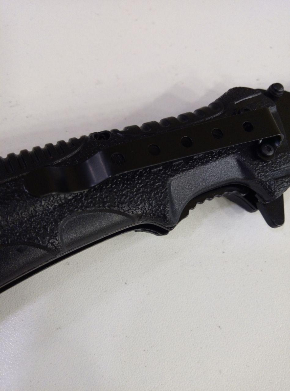 Складний ніж для виживання  Mil-Tec, з  паракордом та огнивом - фото №3