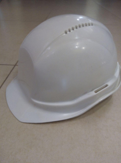 Каска захисна Універсал тип Б, цв. БІЛА - фото