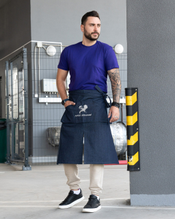 Фартух офіціанта СИНІЙ ДЖИНСОВИЙ з вишивкою "ХАРКІВ НЕЗЛАМНИЙ" - фото