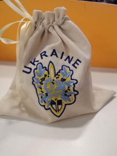 Торбинка текстильна для дрібниць, з вишивкою ПТАХИ  на ТРИЗУБІ, р. 24х24 см - фото