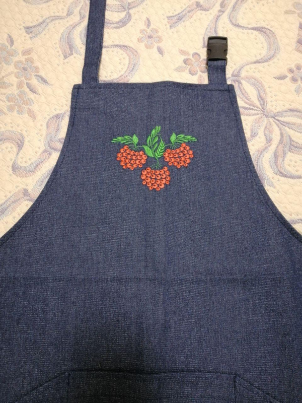 Фартух кухонний СИНІЙ ДЖИНСОВИЙ, з вишивкою на нагруднику "ЧЕРВОНА КАЛИНА" - фото №2