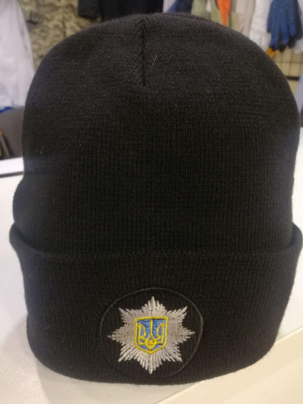 Шапка зимова в'язана ЧОРНА  для поліції, з кокардою , р.універсальний - фото №2
