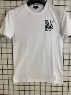 Футболка бавовн (жін/чол) БІЛА з вишивкою UKRAINE+Тризуб р.XS, S, M, L - фото