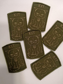 Шеврон вишитий КІТ , на оливі - фото