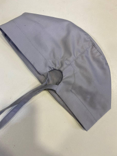 Шапочка медична СВІТЛО-СІРА,на зав,язках - фото